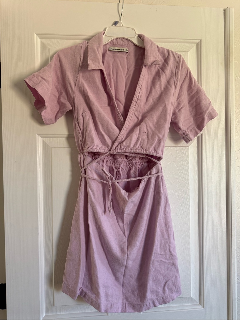 Abercrombie & Fitch Dusty Lilac/Pink Tie-Waist cut out Mini Dress